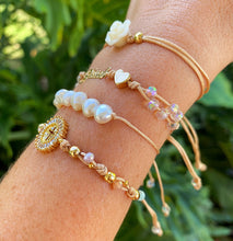 Cargar imagen en el visor de la galería, Faith Bracelet Set
